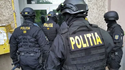 Cutremur la o cunoscută Primărie! Mascații au intrat peste funcționari. Schema prin care românii au rămas fără terenuri