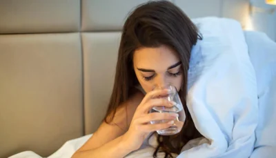 Nu mai dormi transpirat! Trucul banal care îți răcorește dormitorul imediat. Ce trebuie să faci înainte de culcare