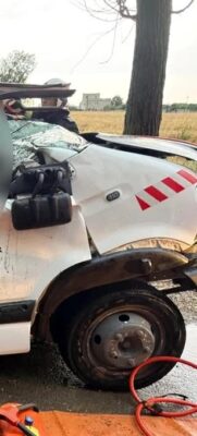 Tragedie în Ilfov! Un copac a strivit mașina în care se afla, iar șoferul a…