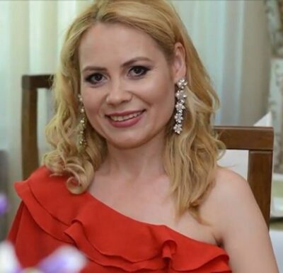 Destin crud pentru Tatiana! A murit pe bancă, lovită de o mașină care a zburat de pe șosea
