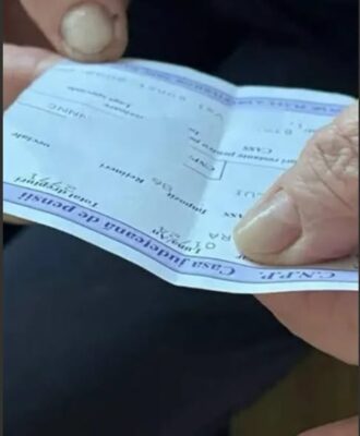 Vestea care îi vizează pe toți pensionarii: Ce se întâmplă cu banii în august 2026. Cine îi primește cu întârziere