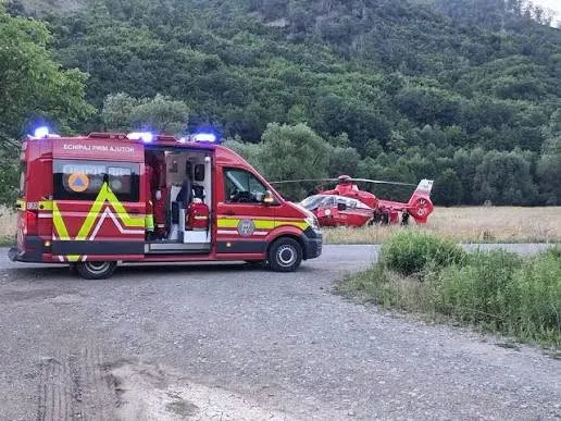 Doliu imens în România! Doi verișori au pierit înghițiți de apele Mureșului sub ochii altui copil