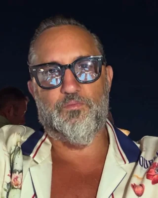 Antreprenorul Yakir Levy a murit în SUA. Cazul este investigat de autorități după o cădere de la etajul 28
