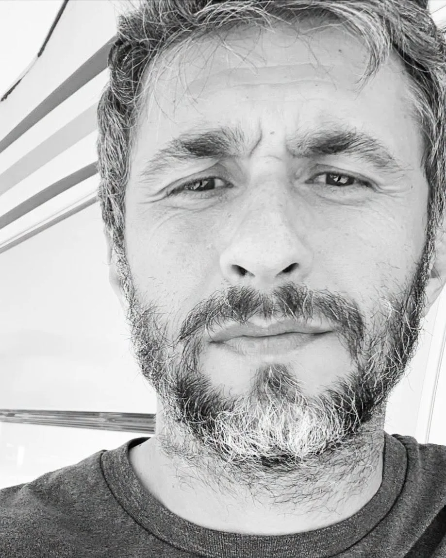 Scandal monstru în miez de noapte! Dragoș Bucur, amenințat cu bătaia de vecini. A intervenit Poliția!