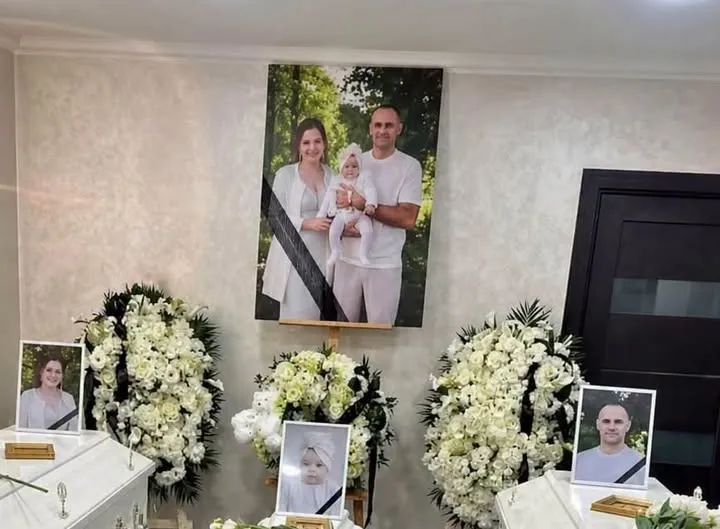 Tragedia din Grecia. Familia din Strășeni pierită în accident a fost condusă pe ultimul drum