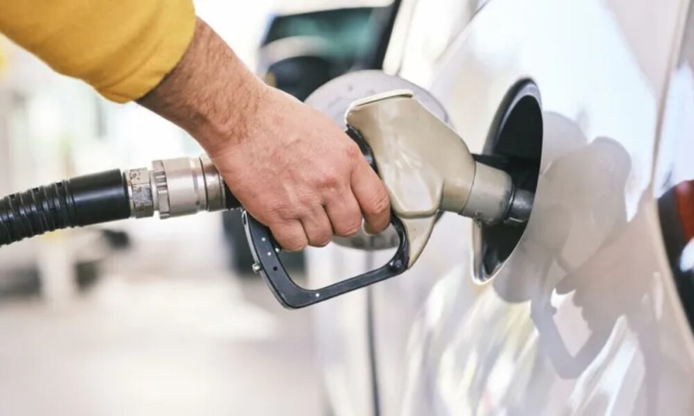 Motorina va depăși zece lei pe litru în România. Prețurile cresc din cauza tensiunilor din Orientul Mijlociu
