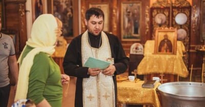 Sărbătoare mare pe 12 iulie! Icoana care s-a pictat singură și Sfântul Paisie Aghioritul, prăznuiți de toți românii