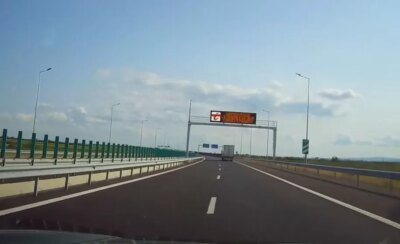 Gestul inconștient al unui șofer de 77 de ani pe Autostrada A7! Ce a pățit imediat după ce a fost filmat