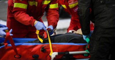 Un bărbat a fost atacat de urs lângă Barajul Voina. Cum a scăpat cu viață victima