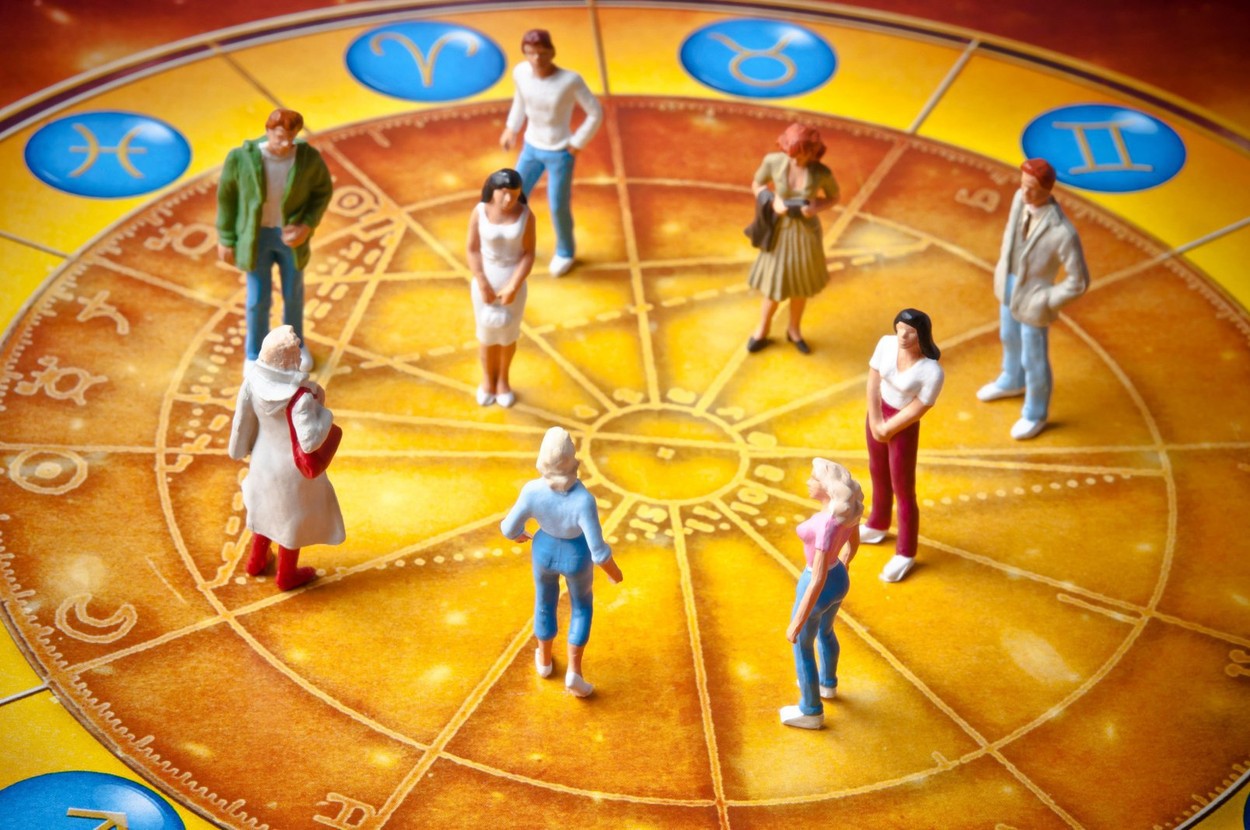 Zodiile care dau lovitura pe 24 august! Cine pune mâna pe bani mulți și are noroc chior