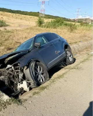 Accident grav la intrare în Cluj-Napoca. O fetiță de nouă ani a murit la spital după impactul cu un cap de pod