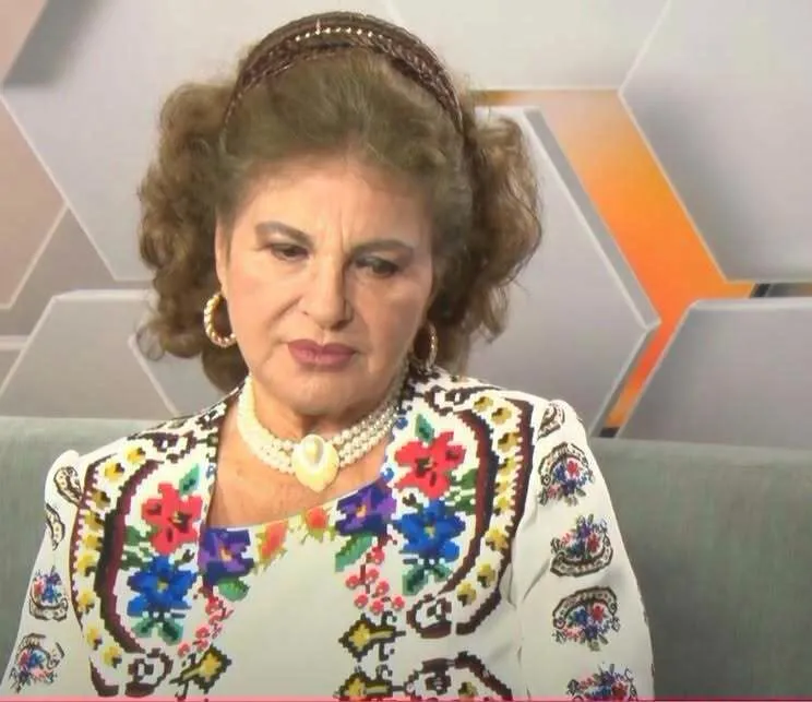 Detaliul puțin știut din actele de identitate ale Irinei Loghin. Numele complet pe care artista îl poartă după căsătorie