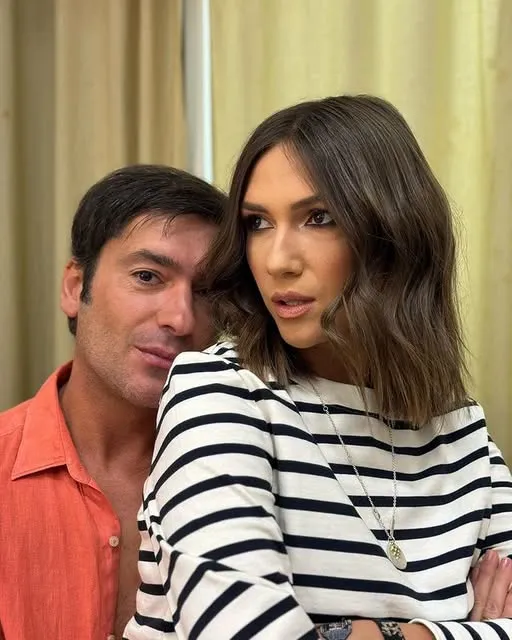 Reacțiile fanilor după ultimul videoclip publicat de Adela Popescu și Radu Vâlcan. Internauții au împărțit cuplul în tabere