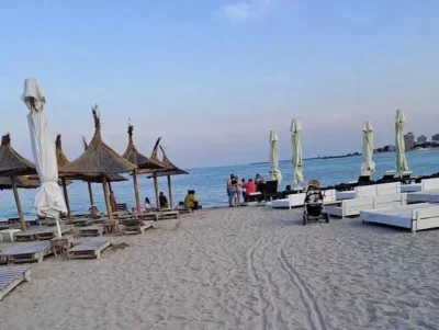 Vreme de toamnă pe litoral. Apa mării a coborât la 13 grade Celsius iar turiștii au fugit de pe plajă