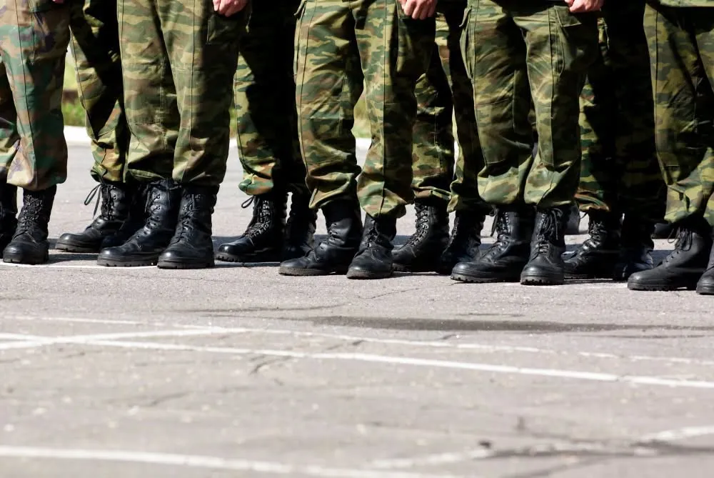 Noua armată a Danemarcei. Recruții încep un program extins de 11 luni pe fondul tensiunilor din regiune