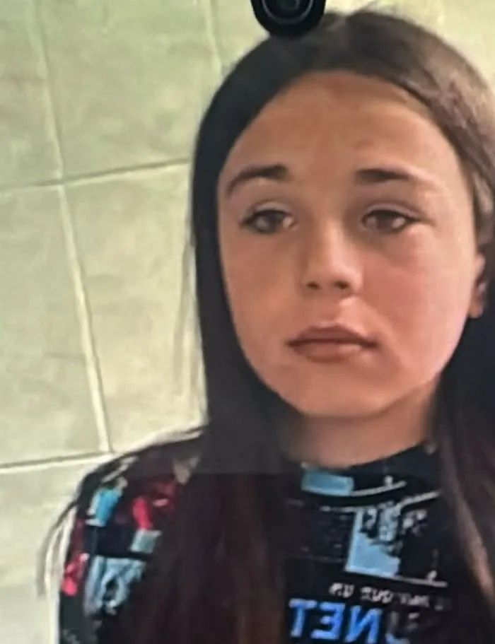 O minoră de 12 ani din Botoșani a fost găsită de polițiști în gara din Milișăuți după ce a plecat de acasă
