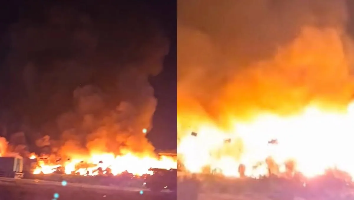 Incendiu de proporții la un depozit de uleiuri din Constanța. Focul a cuprins mii de metri pătrați