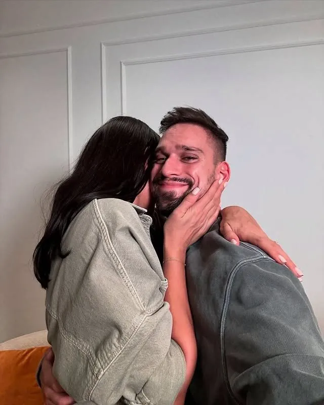 Vlad Gherman și Oana Moșneagu au pus fanii pe jar. Speculațiile legate de o posibilă sarcină după ultimul gest publicat online