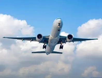 Aterizare de urgență la Dublin. O baterie externă a luat foc în timpul zborului