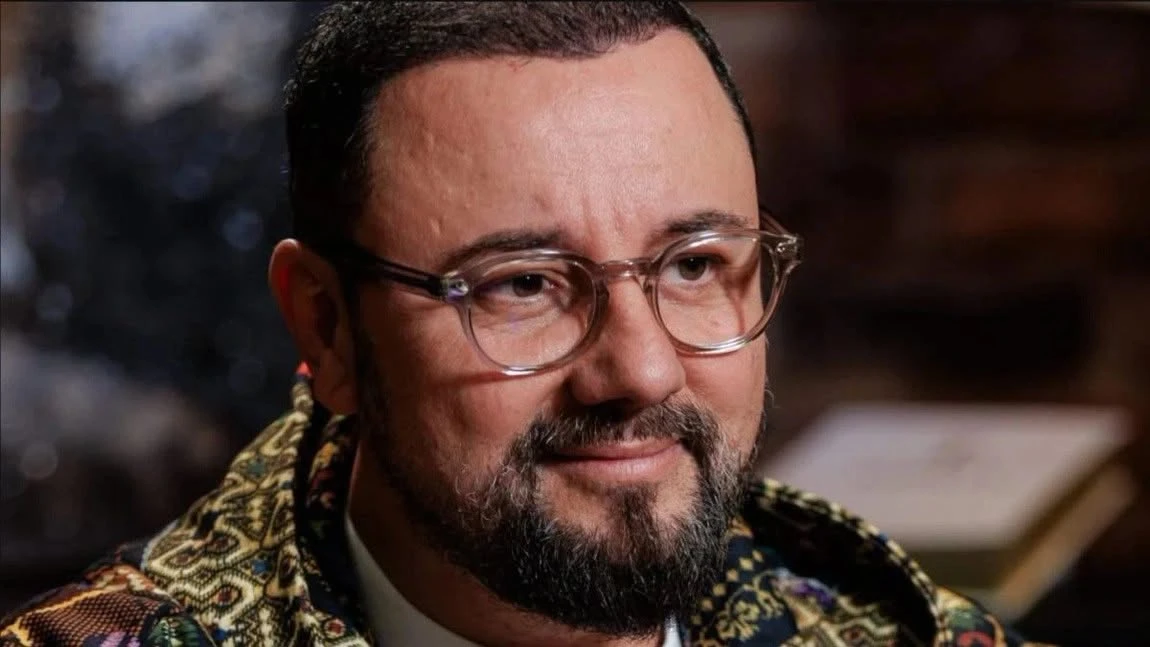 Cătălin Măruță vorbește deschis despre începuturile la Pro TV. Prezentatorul dezvăluie cum refuzurile și ușile închise i-au maturizat cari