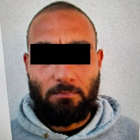Deținutul evadat de la un punct de lucru din Baia Mare a fost prins după două zile de căutări pe un teren viran