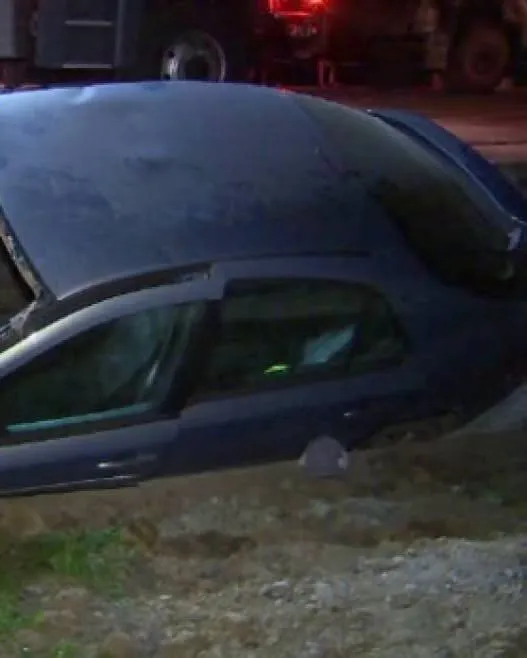 Accident grav în Satu Mare. Patru tineri au ajuns la spital după ce mașina în care se aflau a intrat într-un cap de pod