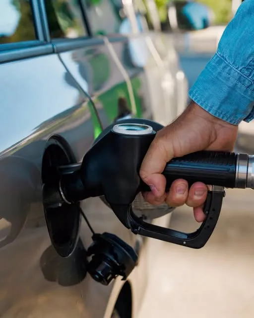 Prețurile carburanților. Unde se găsesc cea mai ieftină benzină și cea mai ieftină motorină din țară