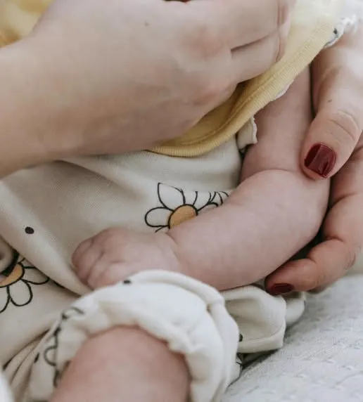 Bebeluș de cinci luni răpit dintr-un centru de plasament din Italia. Cazul are legătură cu o familie din România