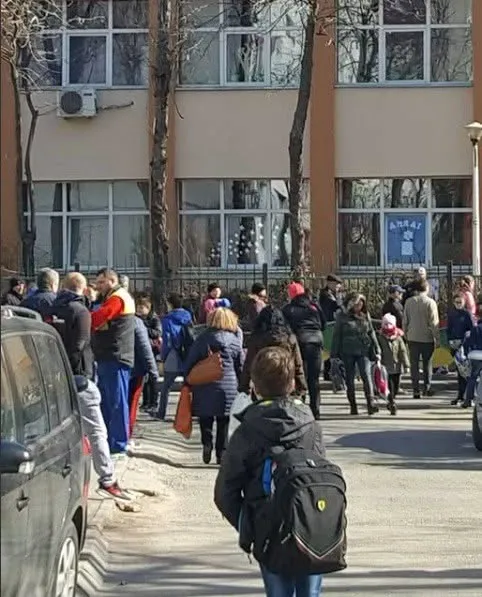 Noile materii opționale și schimbările majore pregătite pentru anul școlar viitor