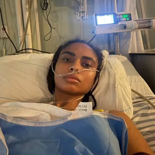 Nouă intervenție chirurgicală pentru Laurette. Problemele provocate de o operație estetică veche