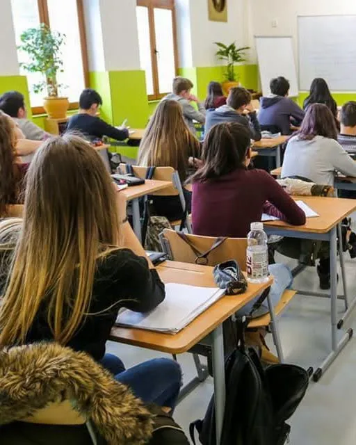 Schimbări majore în educație. Noi materii opționale și reguli noi pentru admiterea la liceu începând din 2026