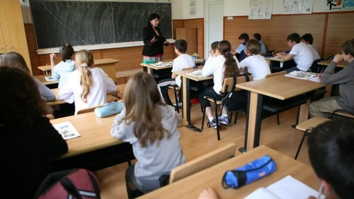 Anunțul momentului pentru elevi și părinți! Când începe școala în 2026 și când vine prima vacanță