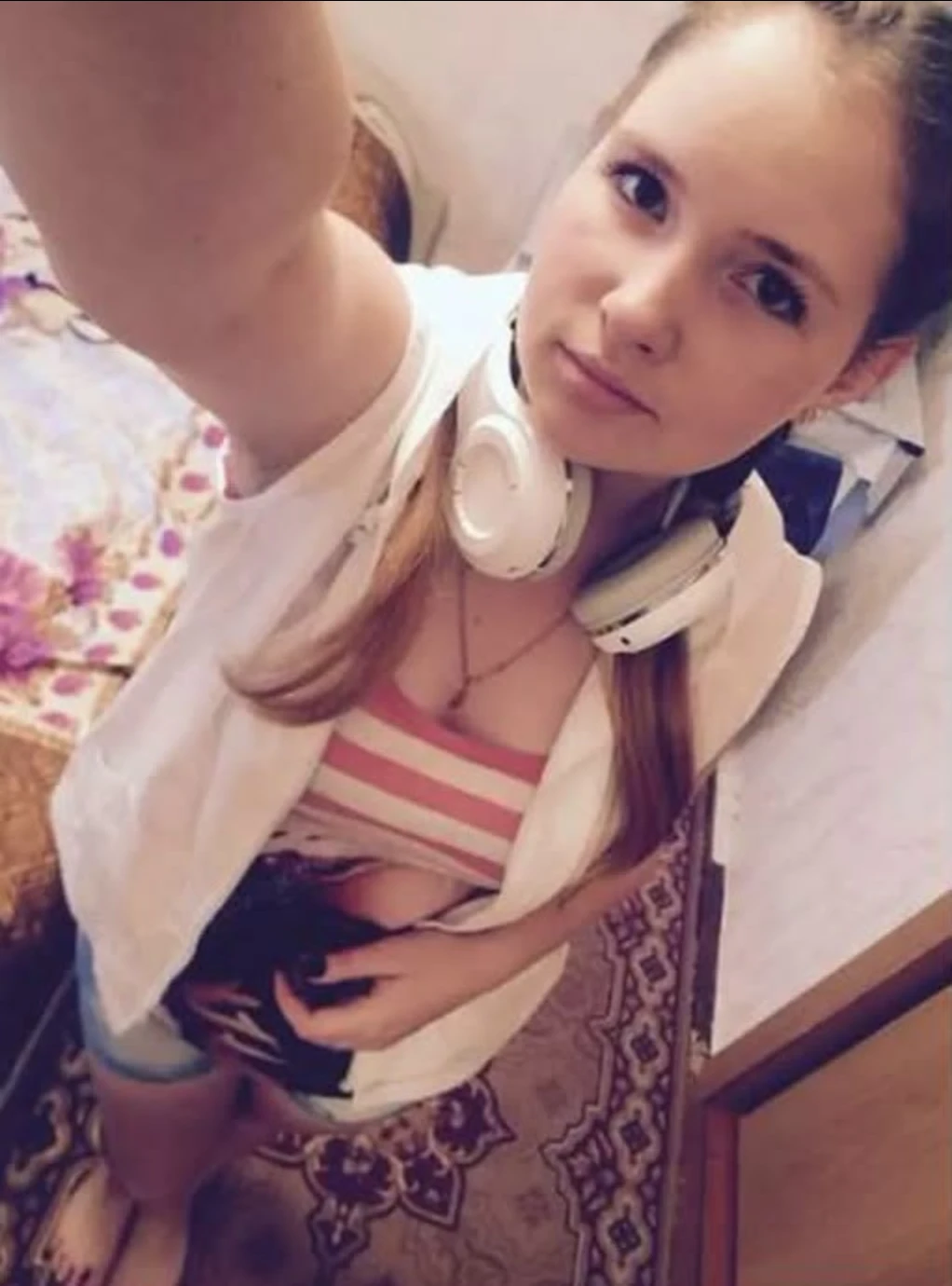 O adolescentă a murit intoxicată cu monoxid de carbon în timpul unei întâlniri amoroase într un garaj din Rusia