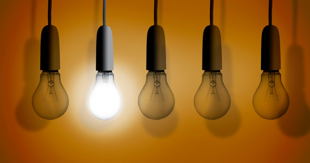 Românii au strâns cureaua la energie! Cu cât a scăzut, de fapt, consumul în primele luni ale anului
