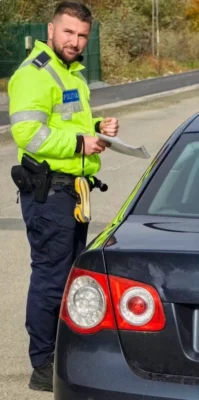 Drama unui tânăr polițist din Sibiu rămas paralizat în urma unui accident pe DN1. Apel umanitar pentru recuperarea sa