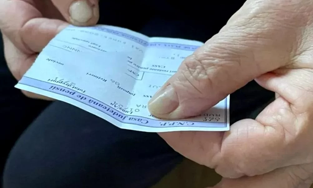 Ai 30 de ani vechime? Ce pensie iei de fapt și de ce doi români pot primi sume total diferite