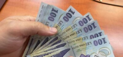 Nu au muncit o zi în viață, dar au 65 de ani! Ce primesc românii care nu au dreptul la pensie