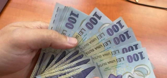 Nu au muncit o zi în viață, dar au 65 de ani! Ce primesc românii care nu au dreptul la pensie