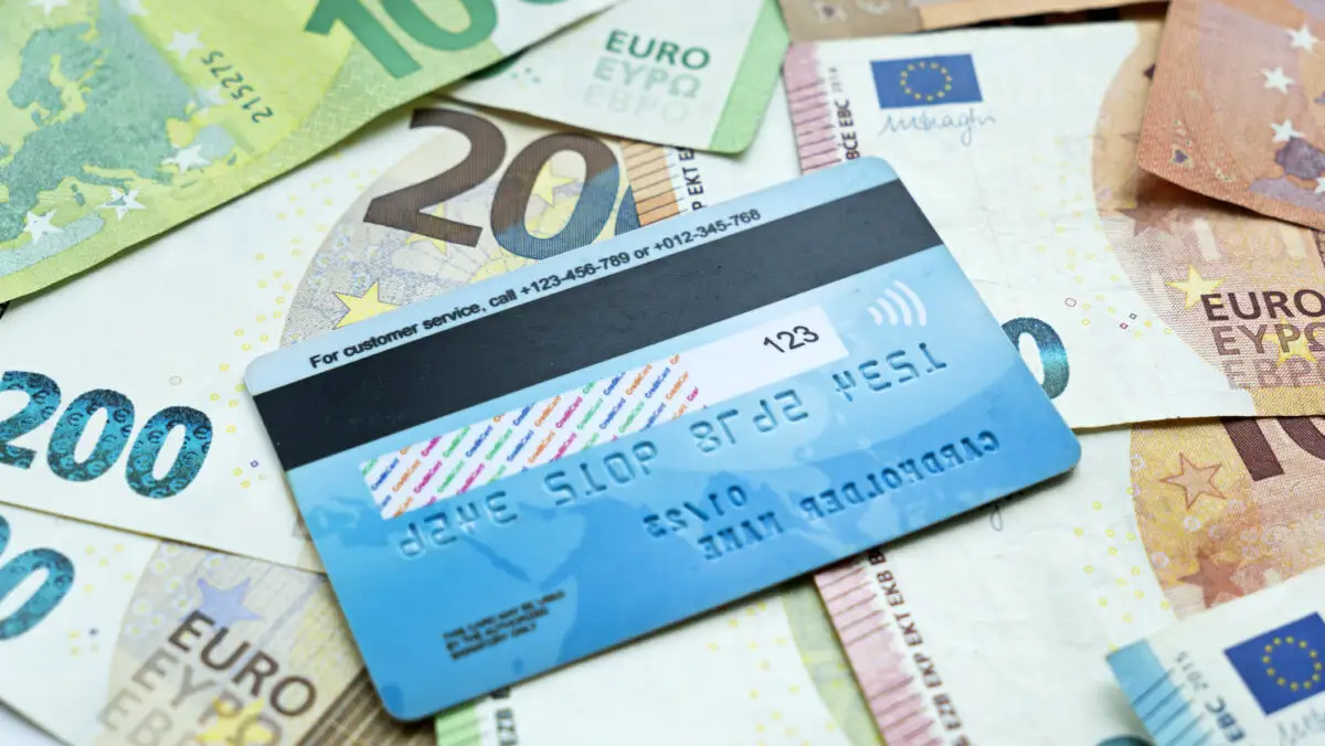 Se schimbă regulile pentru banii cash! Noua limită impusă de UE care intră în vigoare din 2027