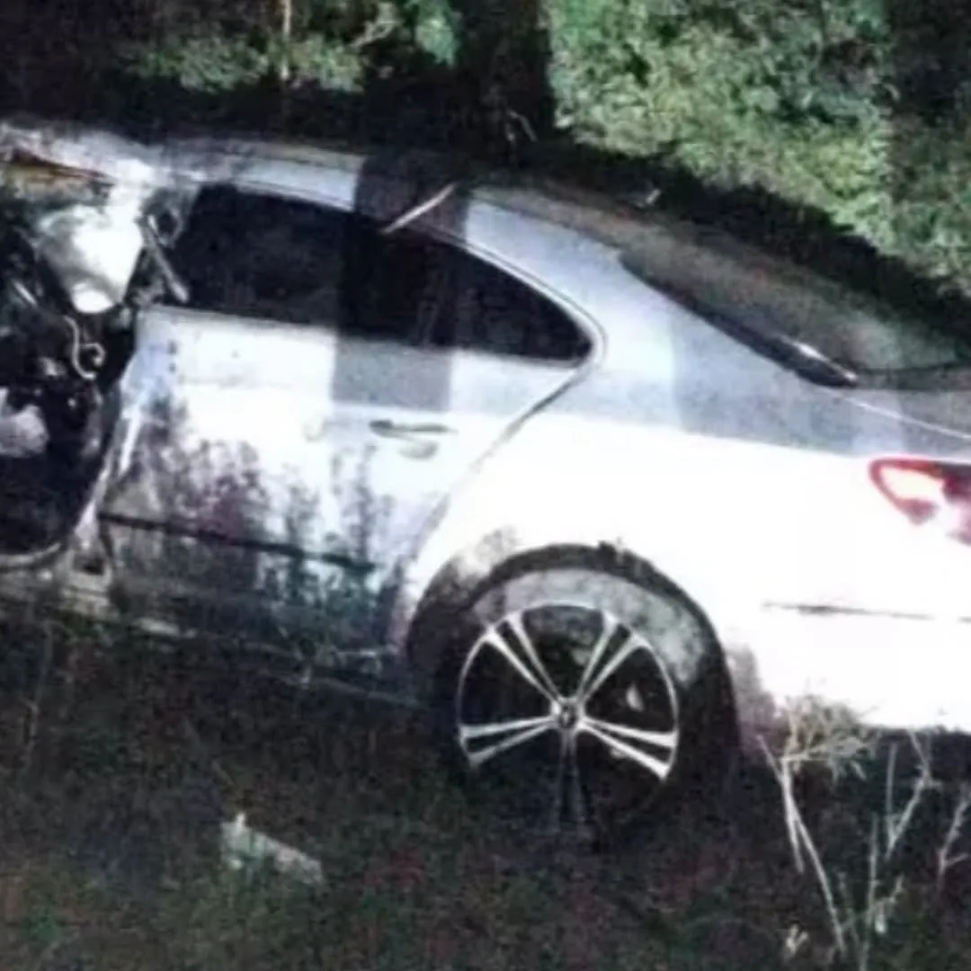 Tragedie rutieră în Olt. Un adolescent fără permis a murit după ce a intrat cu mașina într-un stâlp