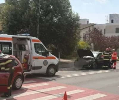 Accident rutier în Mioveni. Trei persoane rănite după ce un șofer ar fi condus sub influența alcoolului