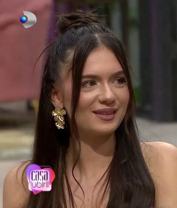 Cine este Andreea. Noua concurentă din Casa Iubirii a atras toate privirile încă din primele minute