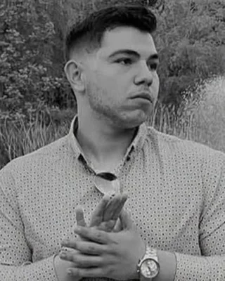 Tragedie în timpul unei furtuni. Un student a murit intoxicat cu gaze în mașină