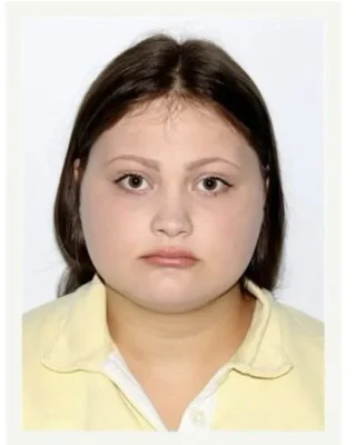 O tânără de 18 ani din Botoșani este căutată de poliție după ce a plecat voluntar de acasă