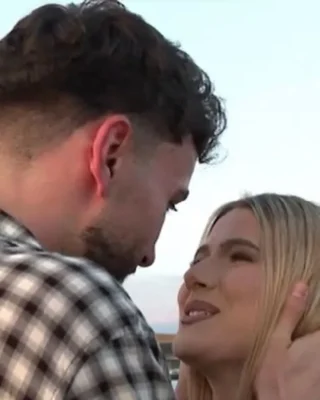 Surpriza pregătită de Daniela pentru Valentin de ziua lui. Cum a reacționat concurentul la Kanal D