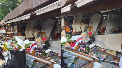 Accident rutier în Craiova. Un șofer începător a intrat cu mașina în trei florării după a pierdut controlul volanului