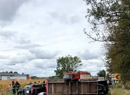 Accident grav pe DN 15 în județul Mureș. Două persoane au murit și alte patru au fost rănite după o coliziune frontală