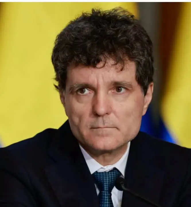 Căsătoriile forțate devin infracțiune. Ce pedepse cu închisoarea riscă cei care obligă minorii să se căsătorească
