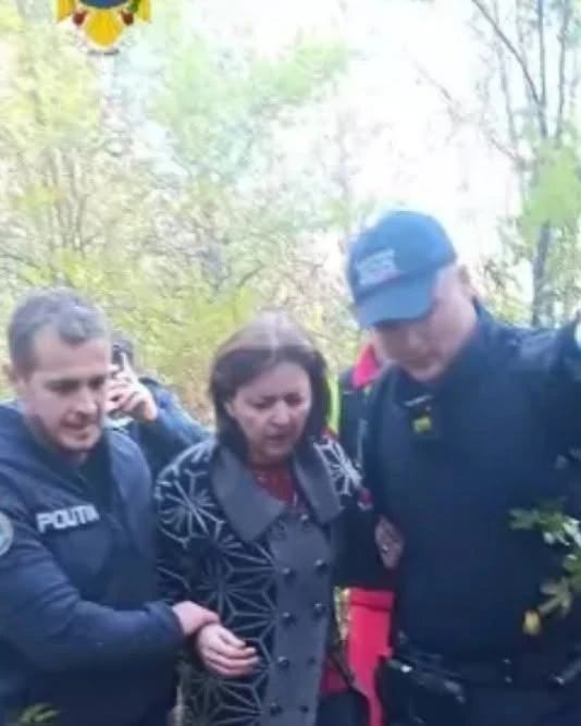 Femeia din Arad dispărută de câteva zile a fost găsită. A sunat singură la 112 dintr-o pădure
