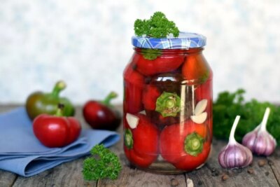 Trucul genial pentru cei mai buni gogoșari în oțet. Ce ingredient secret taie aciditatea și îi face crocanți